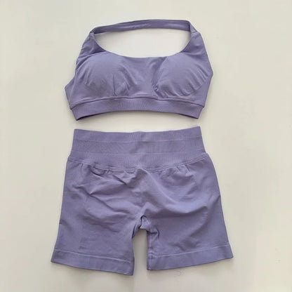 Seamless Yoga Shorts Set - Stylish Halter Sports Bra & Scrunch Shorts for Ultimate Workout Comfort