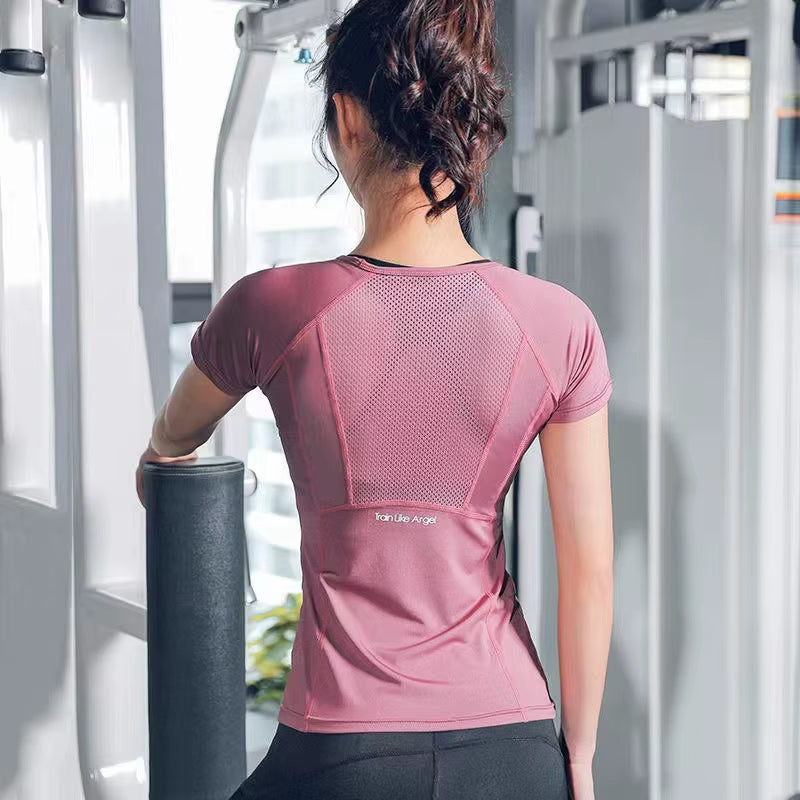 Elevate Your Workout with Our Plus Size Women's Yoga T-Shirt – Stylish and Comfortable Sportswear!