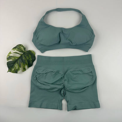 Seamless Yoga Shorts Set - Stylish Halter Sports Bra & Scrunch Shorts for Ultimate Workout Comfort