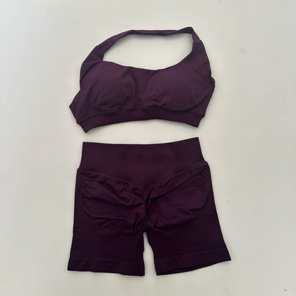 Seamless Yoga Shorts Set - Stylish Halter Sports Bra & Scrunch Shorts for Ultimate Workout Comfort